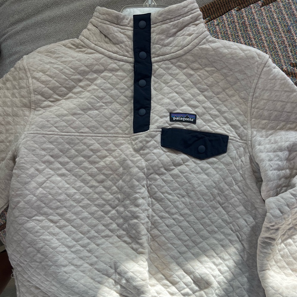 Women’s Patagonia quilted pullover M